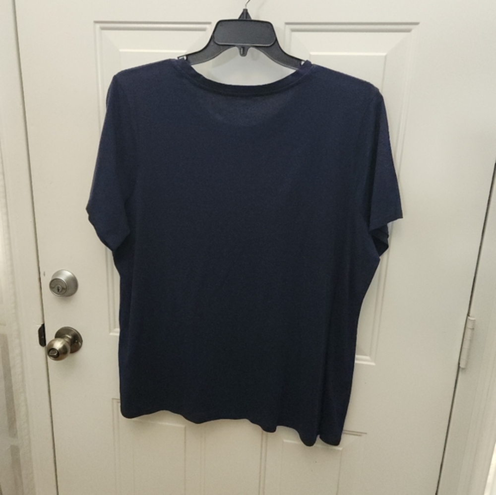 NWT Crown & Ivy Short Sleeve Navy T-Shirt Plus Size 3X - Picture 2 of 4